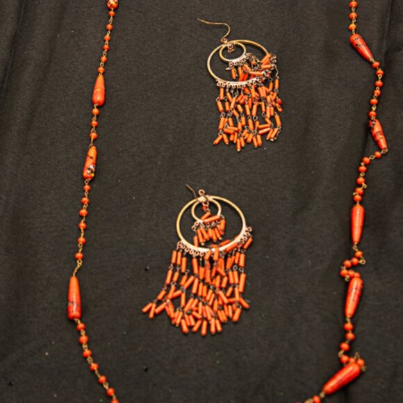 Vintage Glass Bead Necklace and ear ring Set Necklace 50" Earrings 4" - Picture 1 of 5
